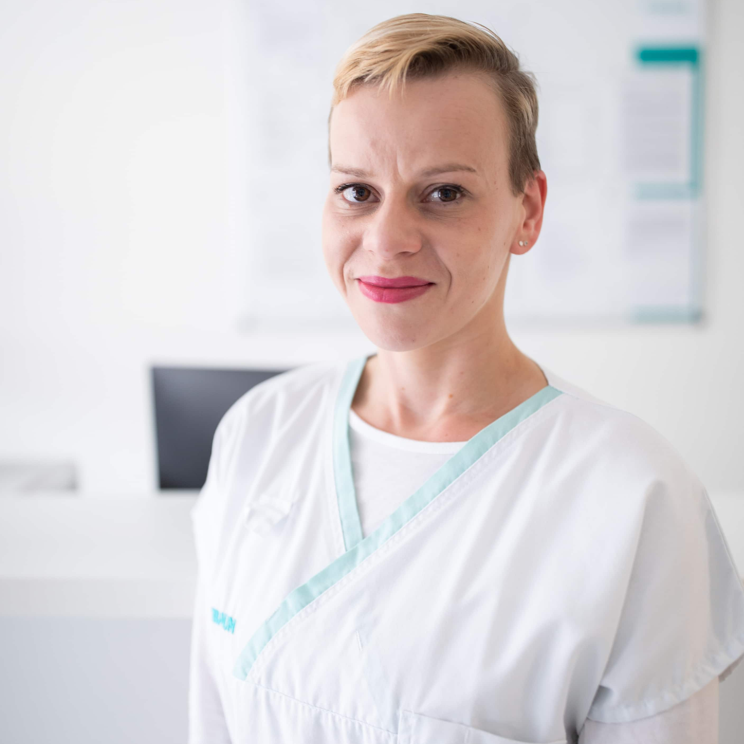 všeobecná sestra Barbora Tychnová